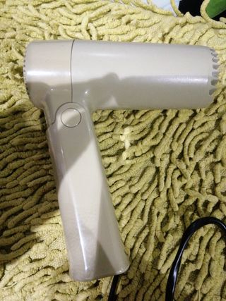 MINI SECADOR DE VIAJE PLEGABLE BRAUN