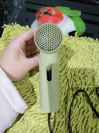 MINI SECADOR DE VIAJE PLEGABLE BRAUN