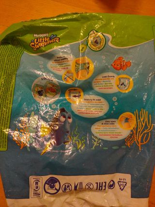 Bañador pañal talla 3-4 little swimmers