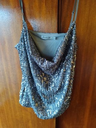 Top Stradivarius Lentejuelas