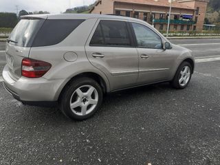 MERCEDES BENZ ML 320 CDI 4 MATIC