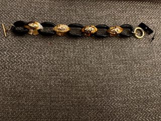 Bellissimo bracciale nuovo