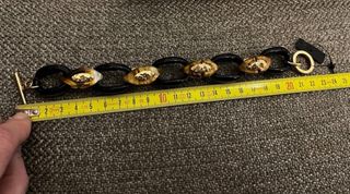 Bellissimo bracciale nuovo