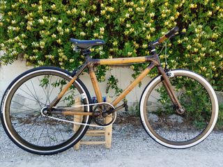 bicicleta fixie de bambu