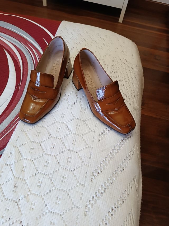 Zapato señora mocasín con tacón