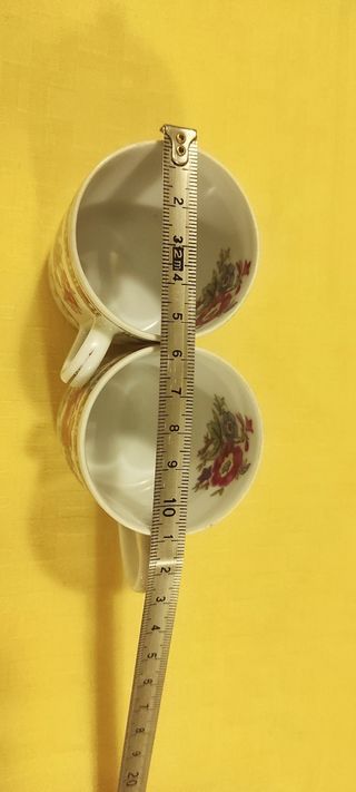 Juego de tazas y platos de café y té