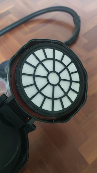 Aspirador Taurus Sin Bolsa 800W