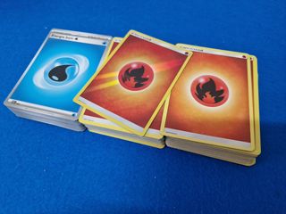 Lotto 150 energie Pokemon