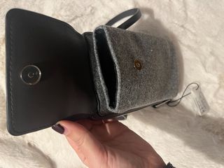 Portamóviles y cartera