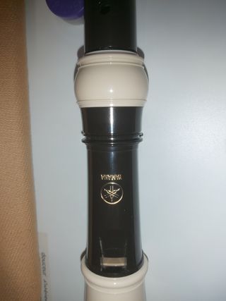 FLAUTA YANAHA SOPRANO YRS-302B III