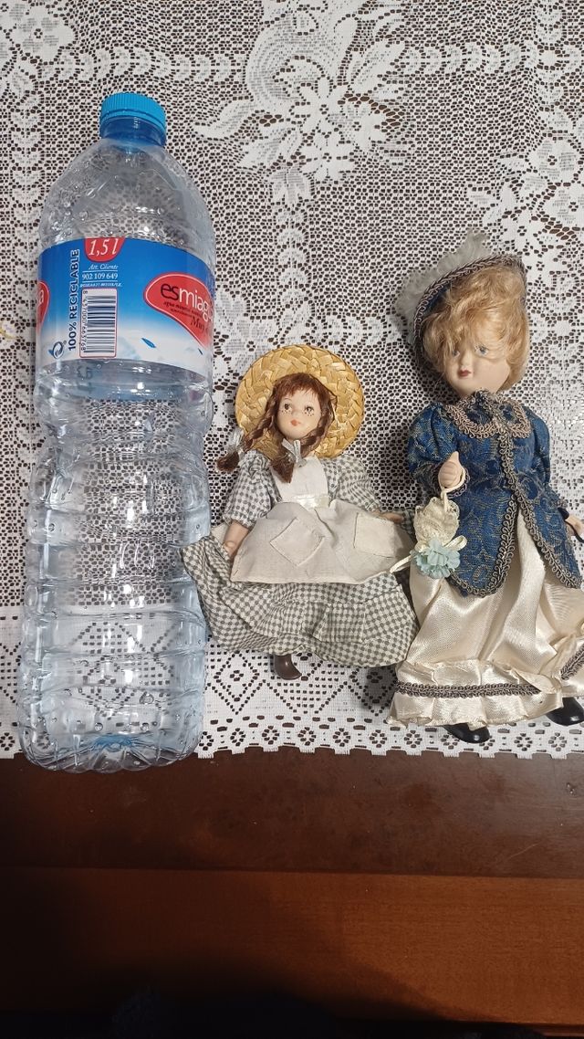 Muñecas de porcelana