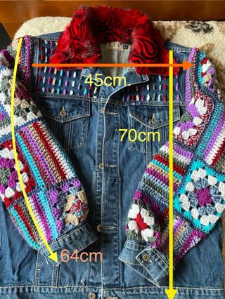 Cazadora vaquera (crochet) customizada de segunda mano por 150 EUR