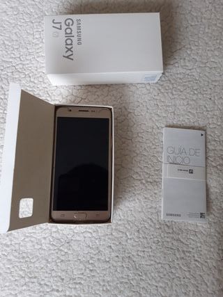 Smartphone Samsung Galaxy J7 (2016)