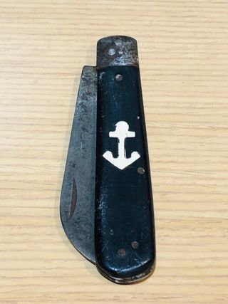 Antigua herramienta marinera ancla albacete