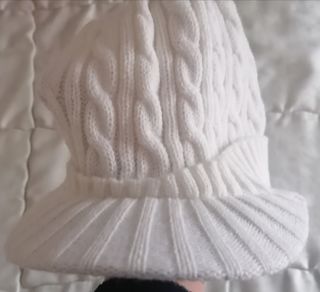 Gorro punto blanco visera