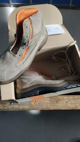 Zapatos de trabajo 
