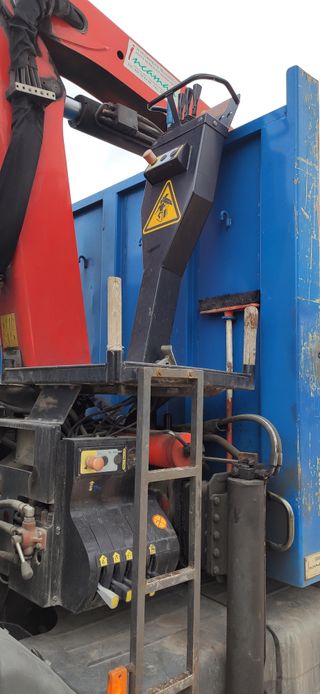 CAMION PLUMA 18000 KG Renault Trucks 2006
