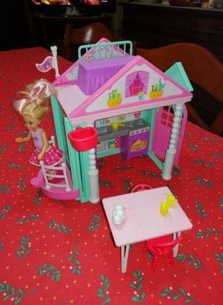 Barbie casa Chelsea