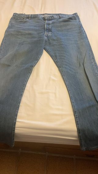 Vaqueros nuevos Levi's 