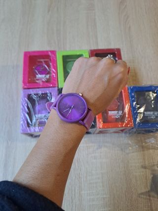 Relojes colores Time out