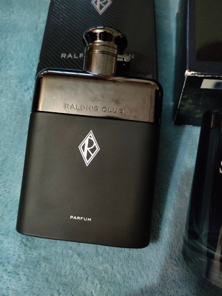 Se venden botes perfumes hombre vacios
