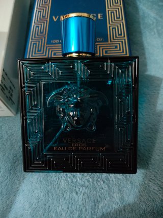 Se venden botes perfumes hombre vacios