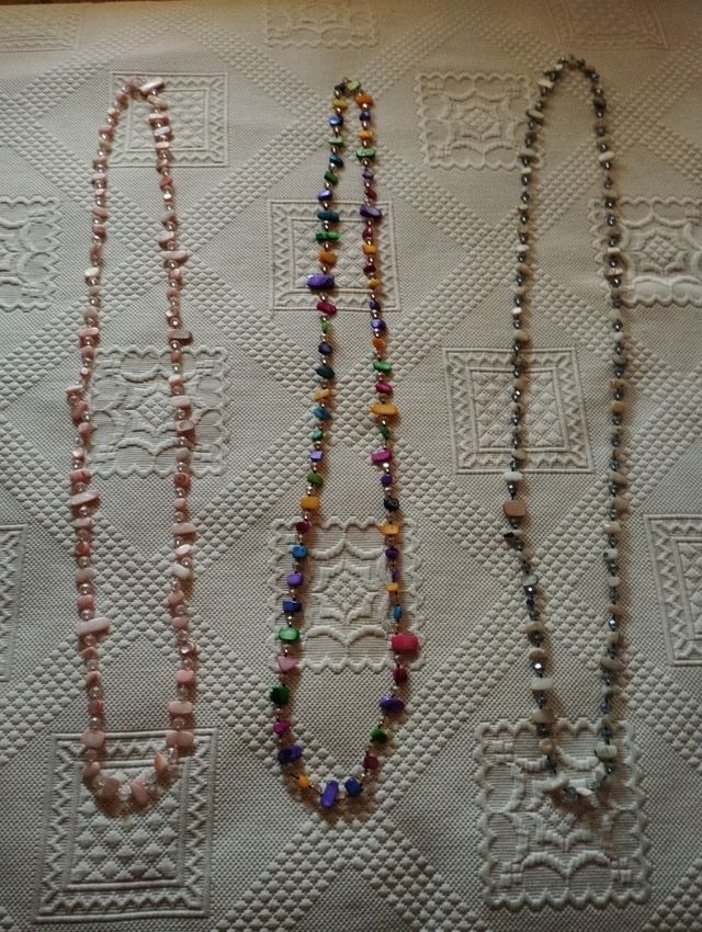 3 collares largos,de piedras y cristal,