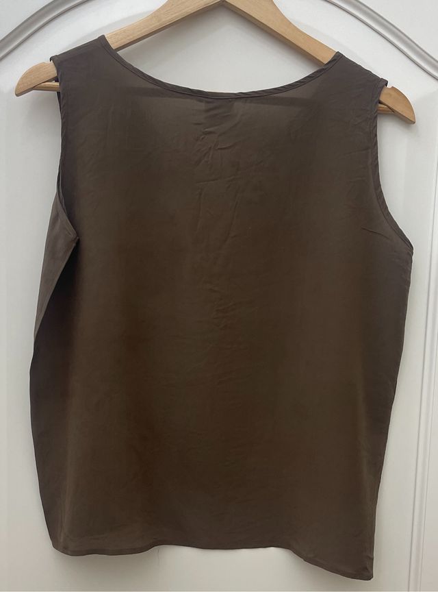 Top smanicato tg M in pura seta marrone