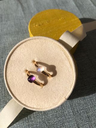 Anillo de oro rosa 18 Kt con piedra preciosa