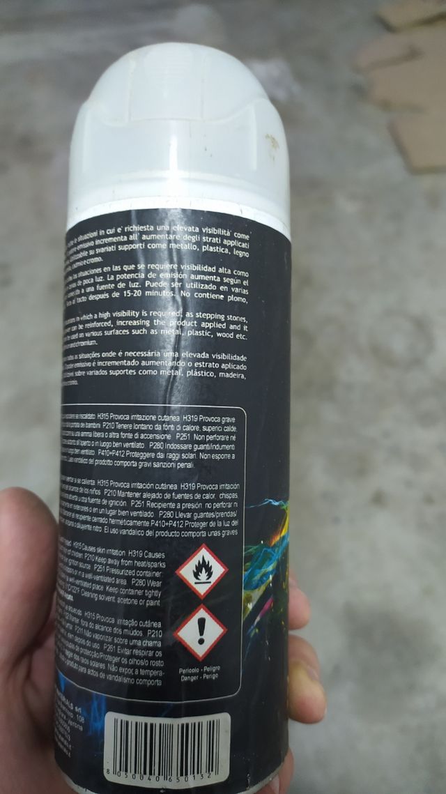 Bomboletta fosforescente