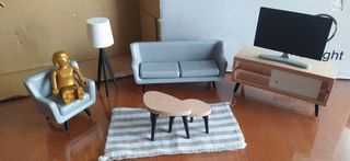 Lote muebles casa de muñecas