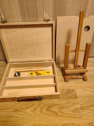 Maletín y caballete pintura