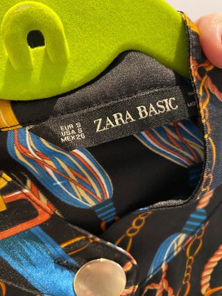 blusa cadenas zara 