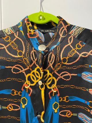 blusa cadenas zara 