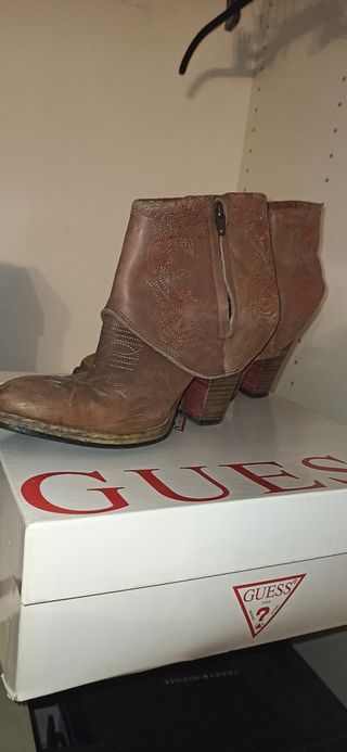 BOTINES 