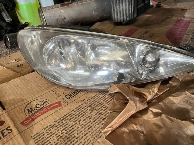faro peugeot 206