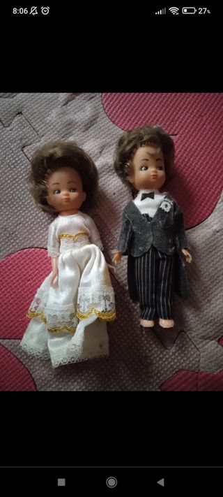 Pareja novios barriguitas