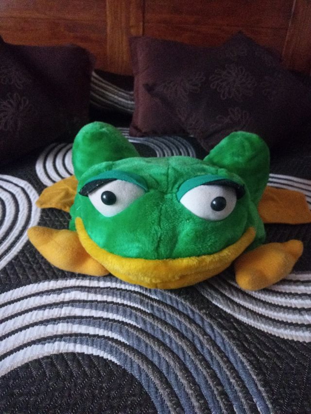 Peluche rana