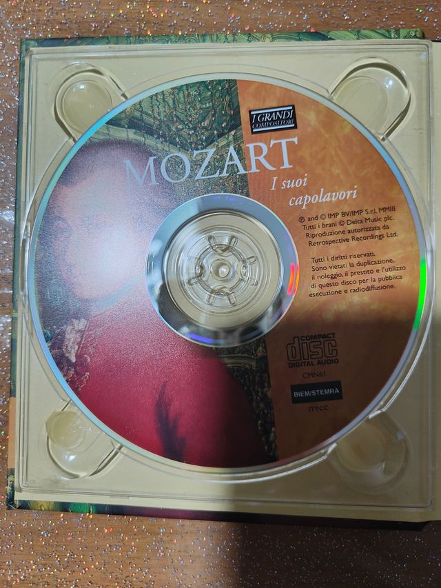 Compact disc Wolfgang Amadeus Mozart con manuale
