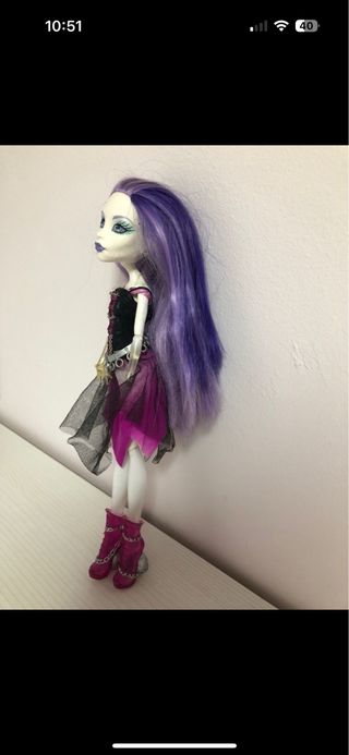 Muñeca Spectra Monster High.