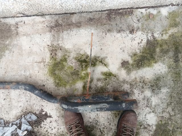 Defensa trasera parachoques Mitsubishi L200