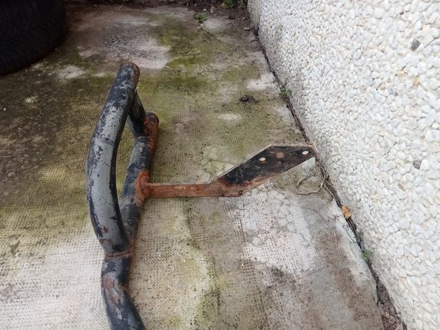 Defensa trasera parachoques Mitsubishi L200