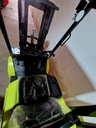 Alquiler carretilla matriculada