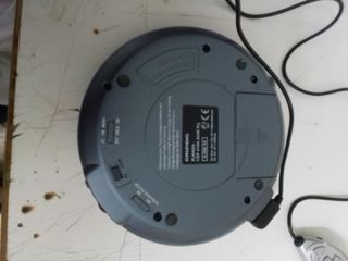 Cede radio en buen estado Grundig