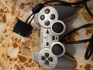 Play Station 2 y accesorios