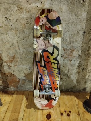 Monopatín  Street fighter( venta en persona)