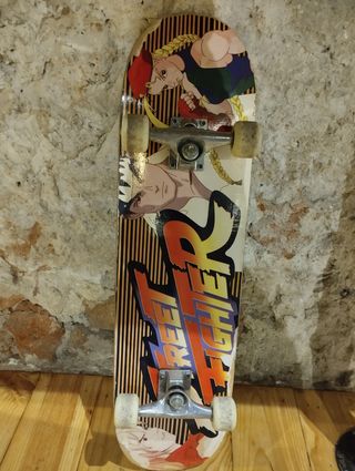 Monopatín  Street fighter( venta en persona)