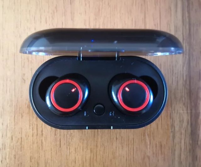Auriculares bluetooth TWS rojo y negro
