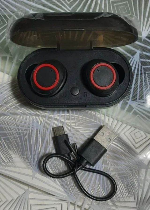 Auriculares bluetooth TWS rojo y negro