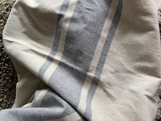 manta con lino Zara Home